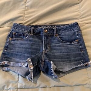 American Eagle Outfitters Womens Jean Short. Style: Shortie. Size 8.‌‌‌‌‌‌‌‌